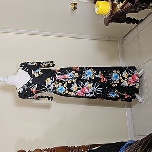 Kranda Women's  1/4 Sleeves V-neck Floral Print Maxi Dress Size M